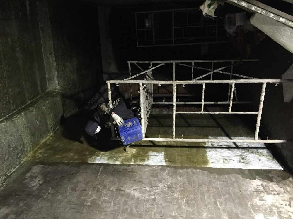 烟囱烟道玻璃钢防腐